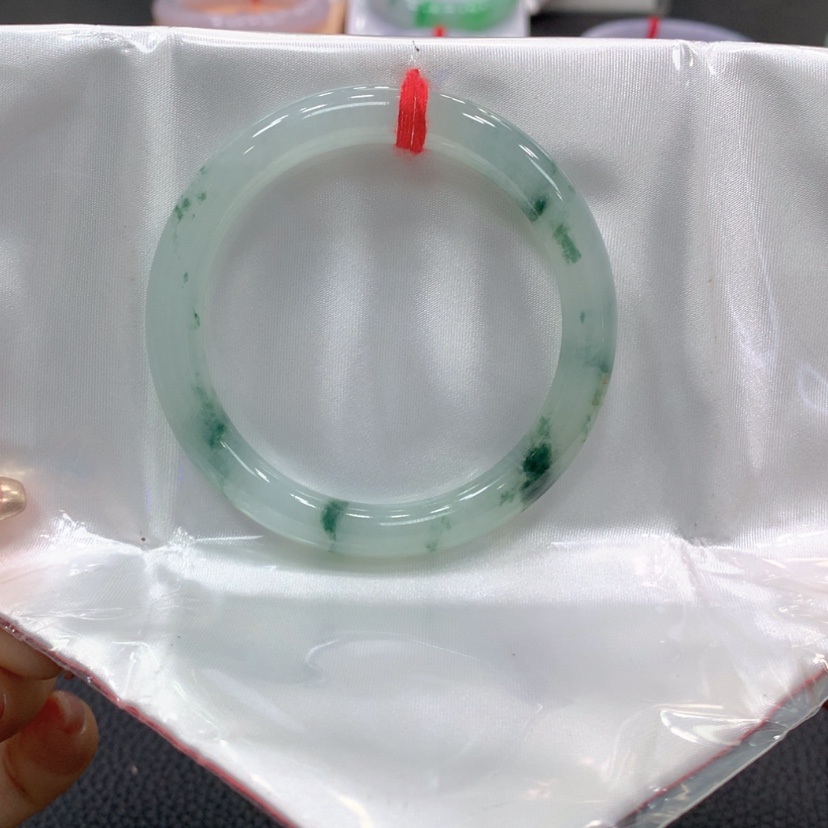 【闪购商品】翡翠手镯未镶嵌翡翠