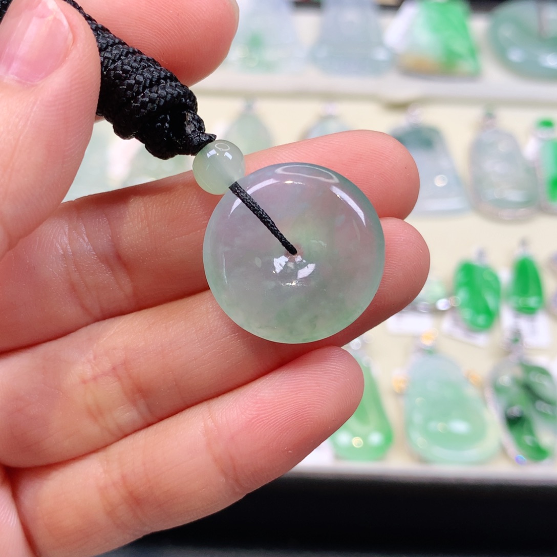 翡翠未镶嵌颈饰扣子