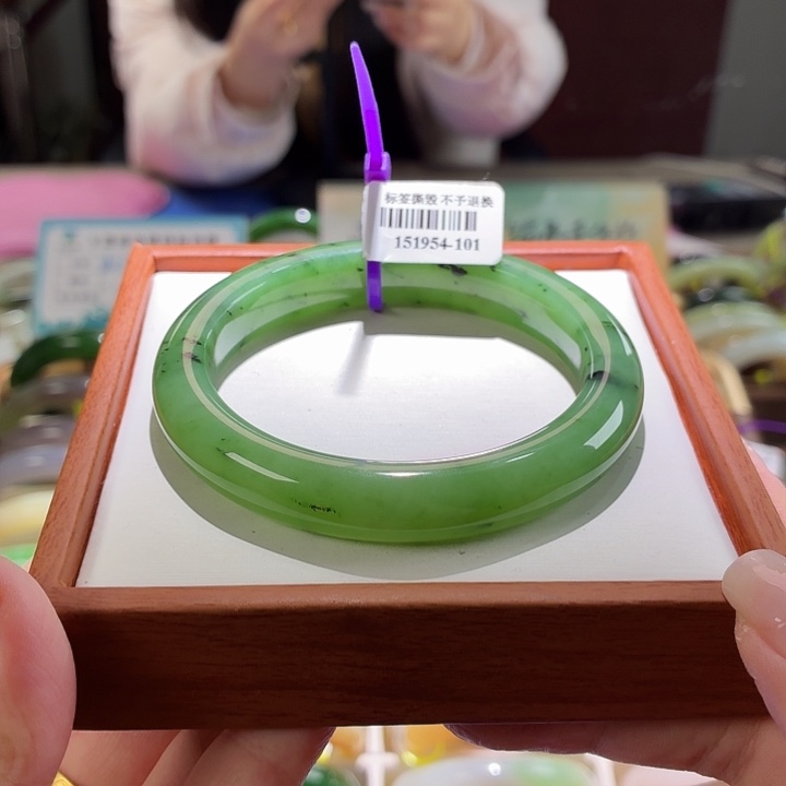 和田玉未镶嵌手镯58.5。22