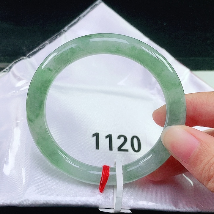 未镶嵌手镯翡翠翡翠手镯