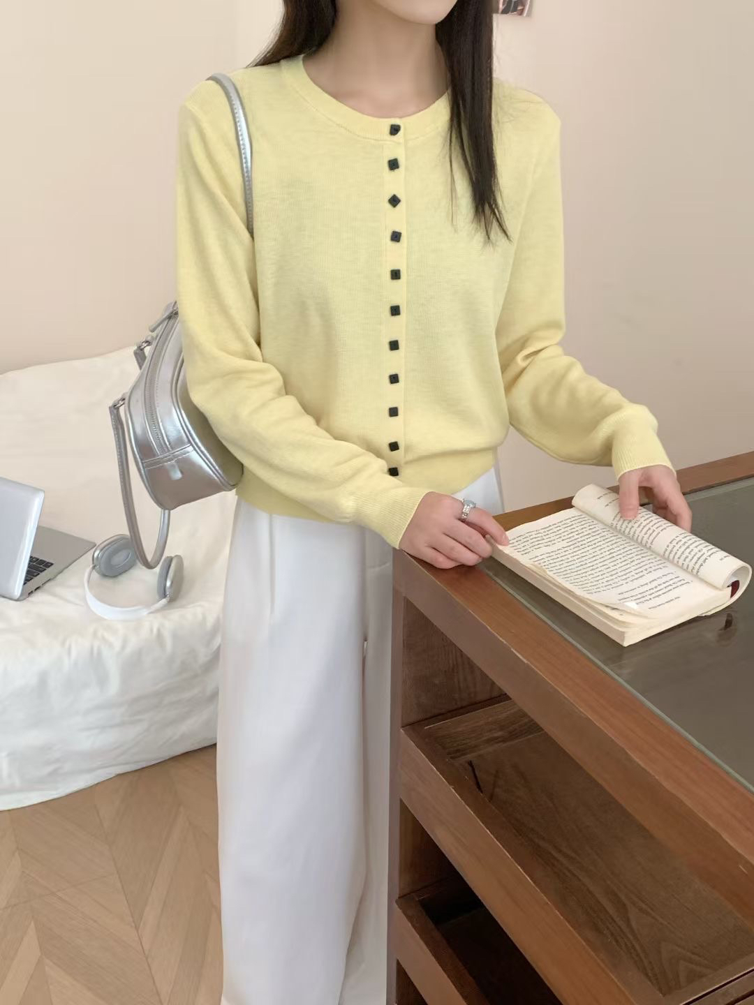 春季宽松百搭针织衫