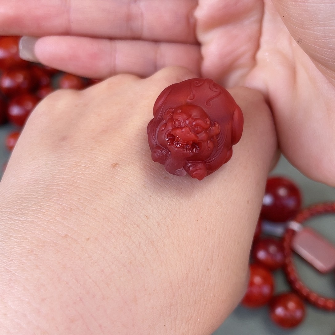 南红玛瑙手串未镶嵌