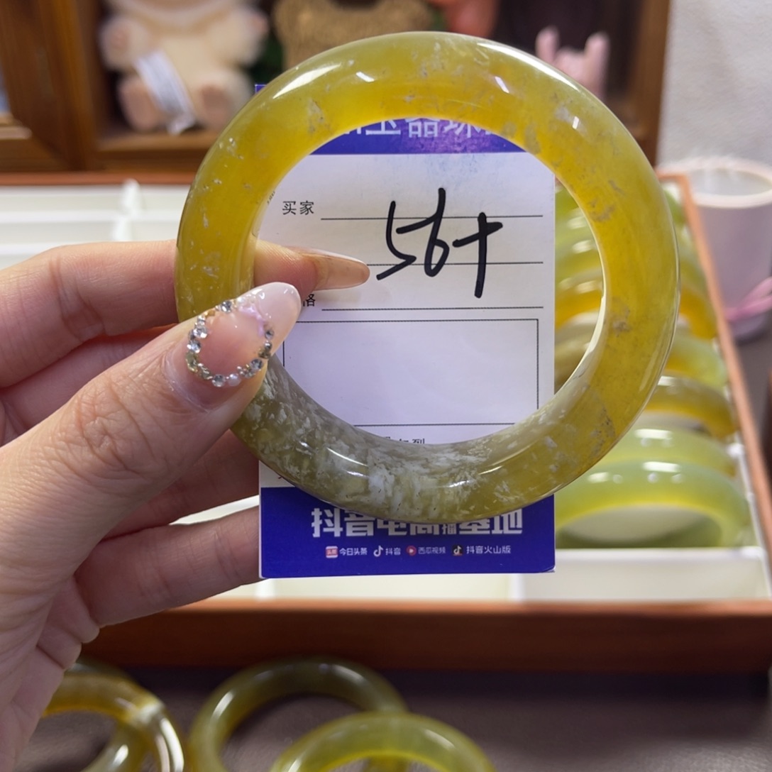 蛇纹石玉未镶嵌手镯574