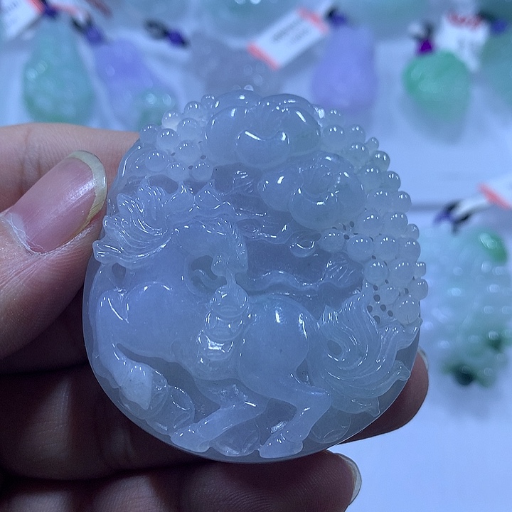 翡翠未镶嵌颈饰天然翡翠A货吊坠