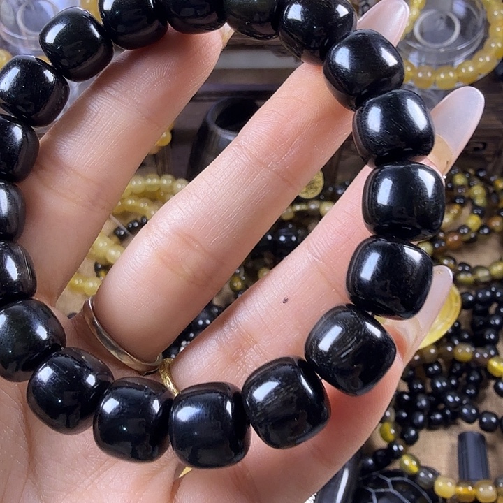 雨***璃木质非金属1.2纯黑手串