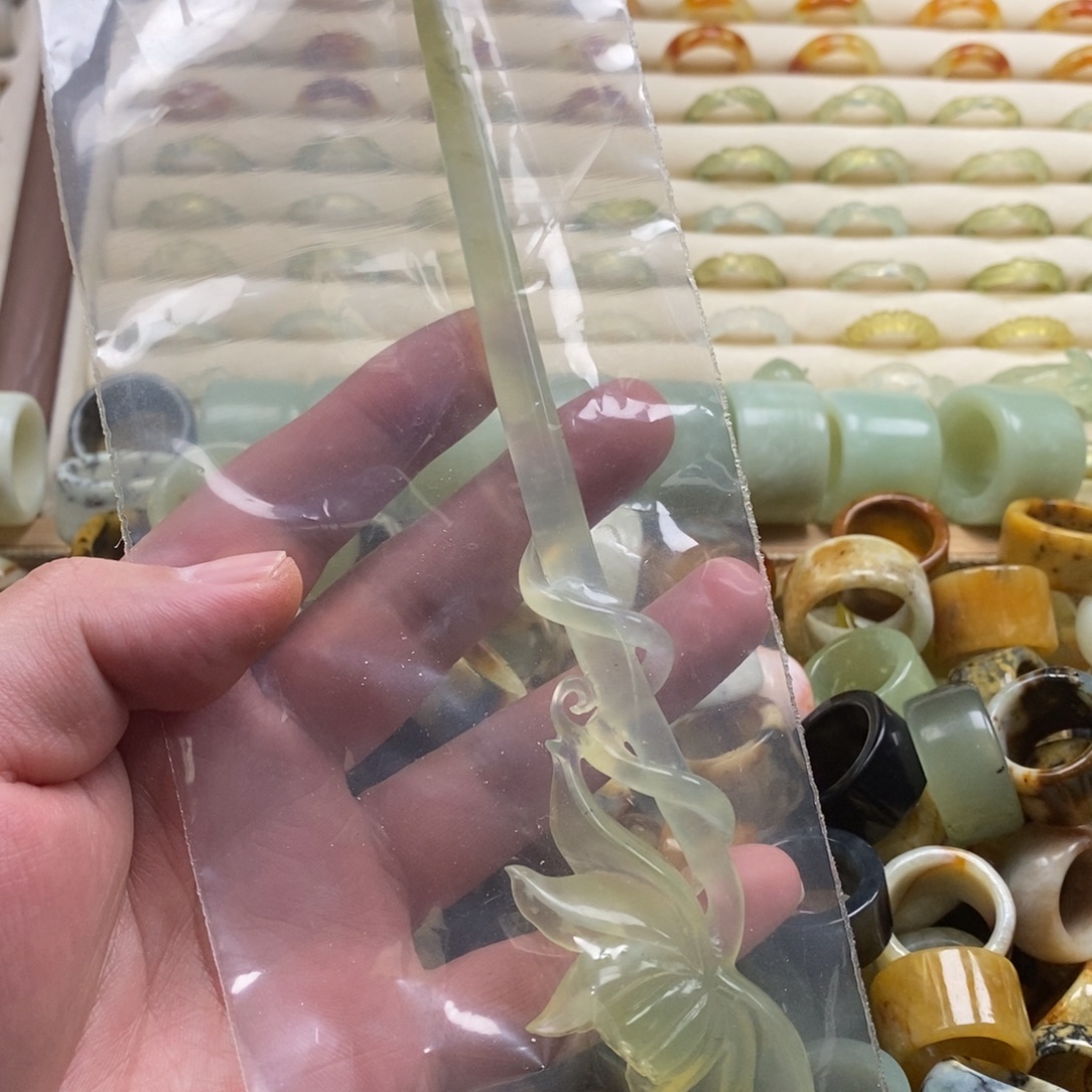 我***木蛇纹石玉未镶嵌戒指戒指