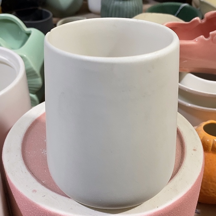 陶盆有孔 瑕疵针孔漏釉介意勿拍外高 10外口8