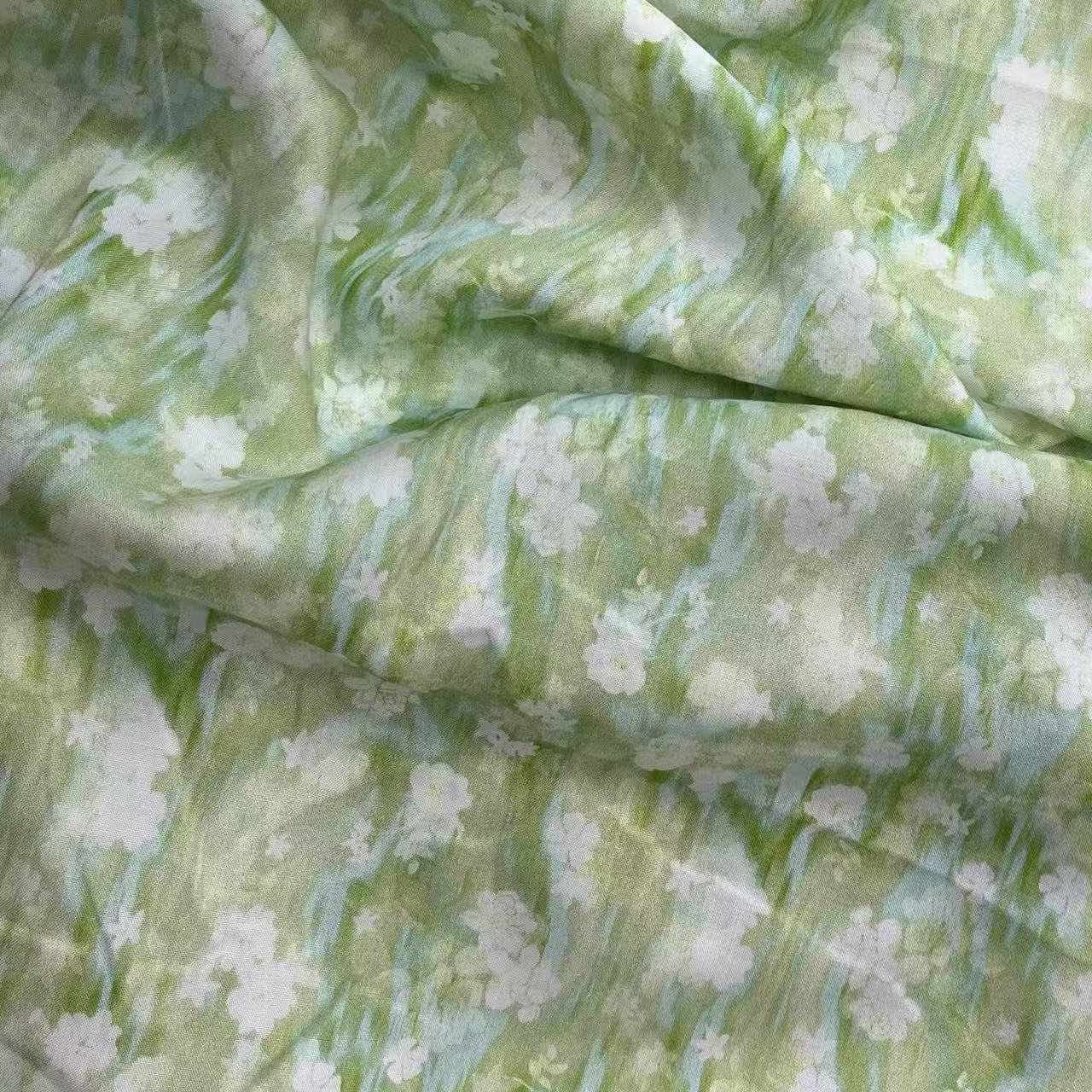 【绒兰】加宽1.6米细纱数码印花棉绸面料 268号  小白花-绿