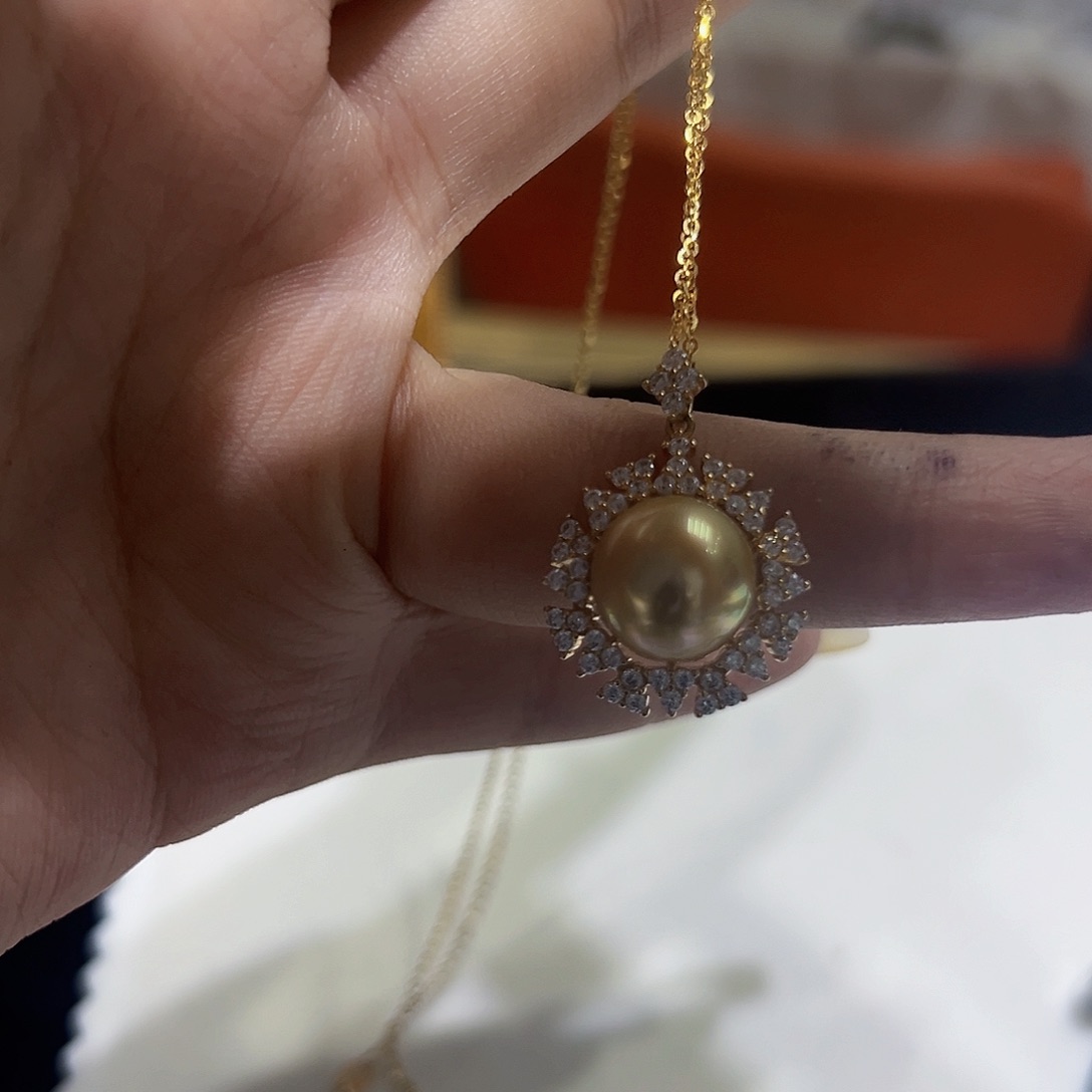 颈饰银S925镶嵌海水珍珠