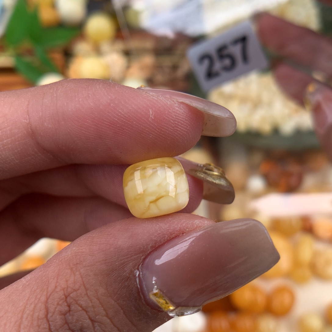 琥珀珠宝奇石未镶嵌1.0