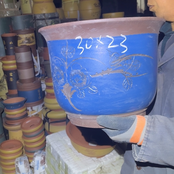 紫砂花盆紫砂花盆和小