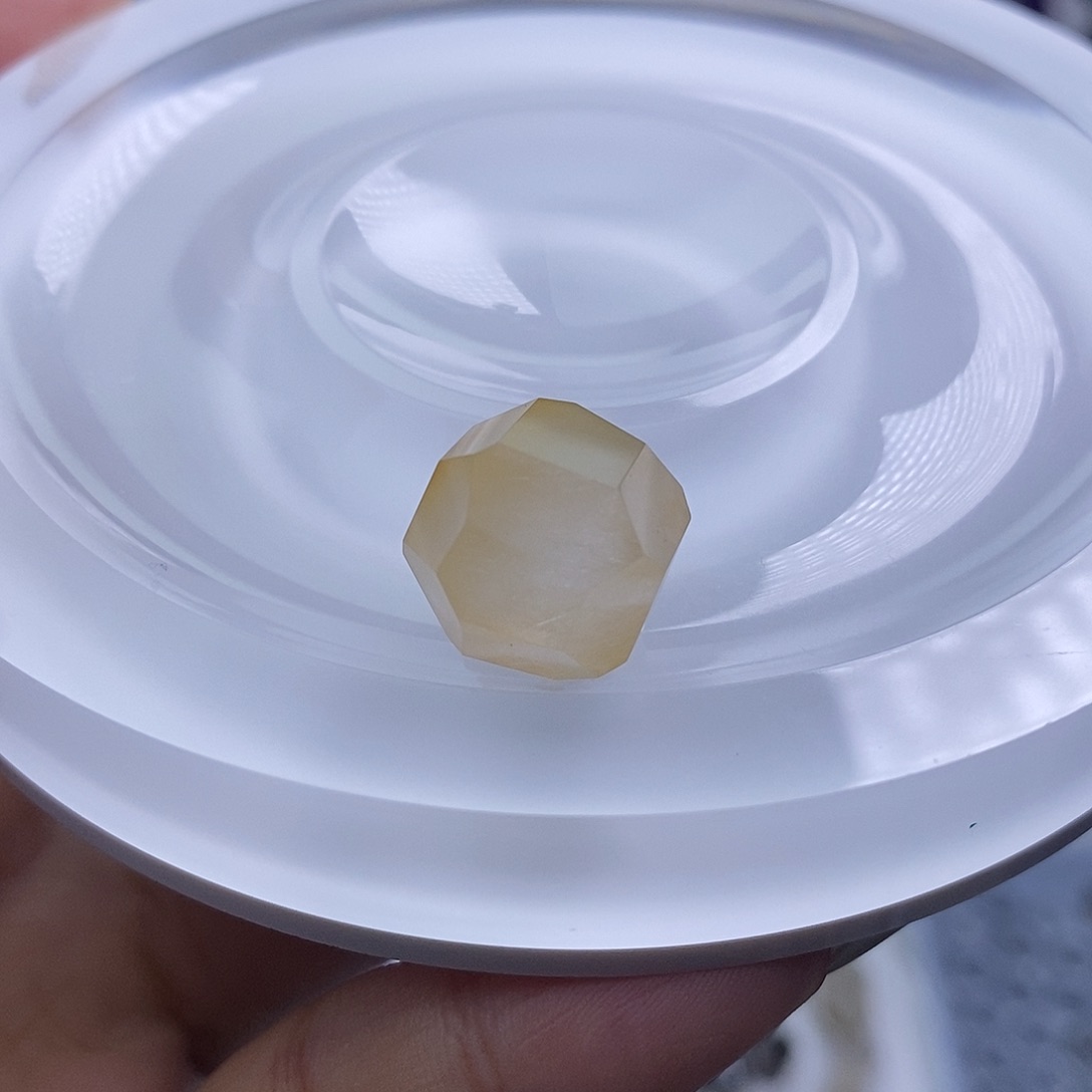 天然水晶定制打孔不退换未镶嵌水晶花****）