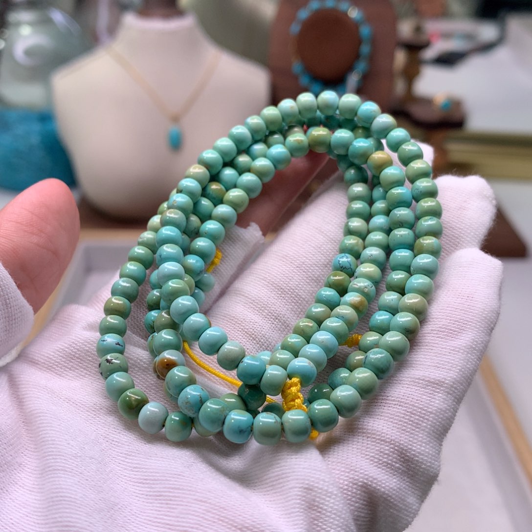 绿松石配饰未镶嵌