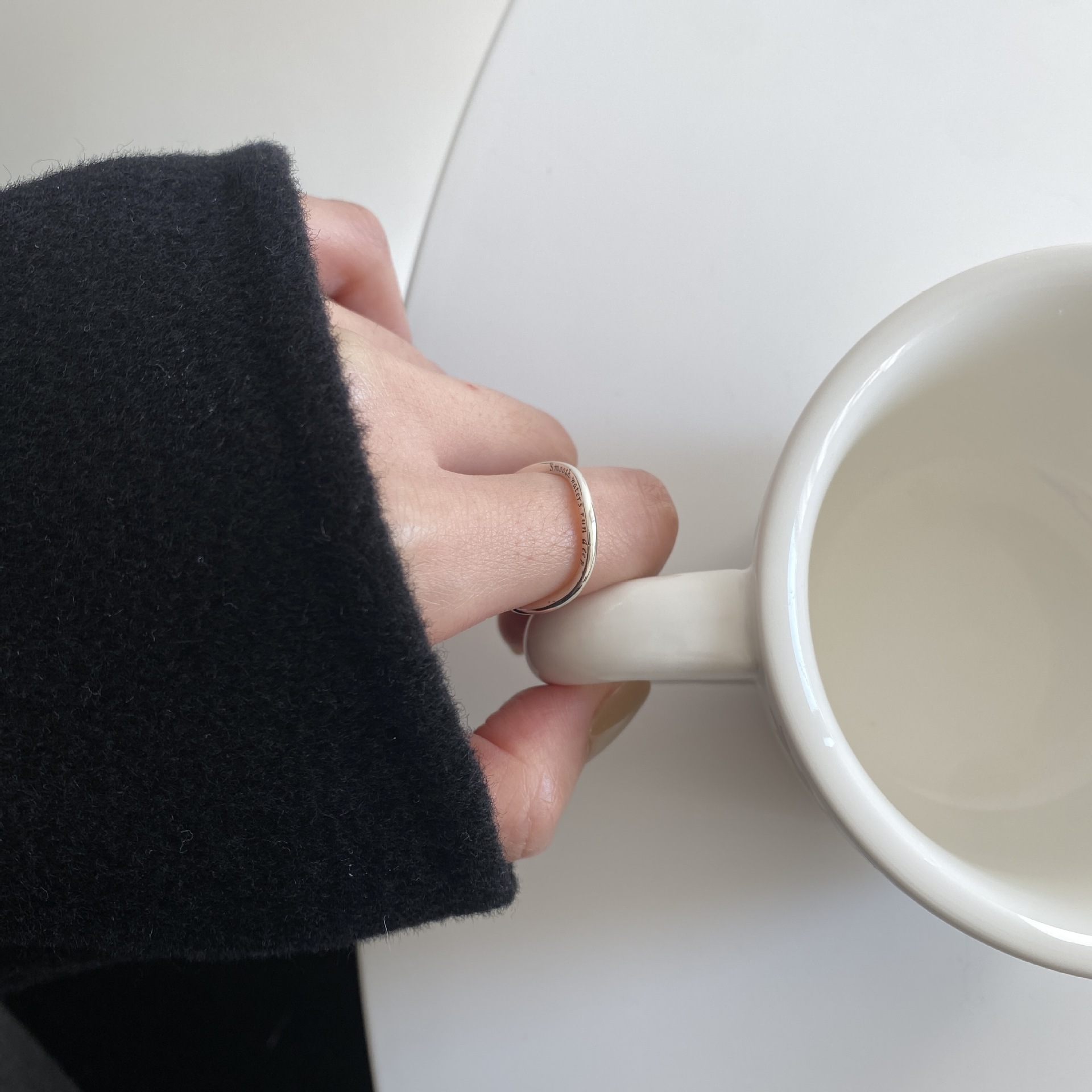 925银戒指 S925银戒指字母波浪闭口戒简约百搭