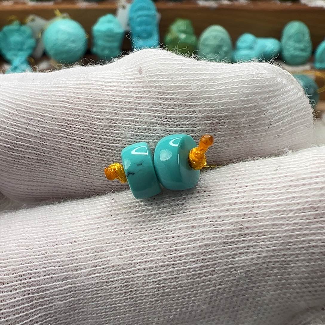 绿松石配饰未镶嵌