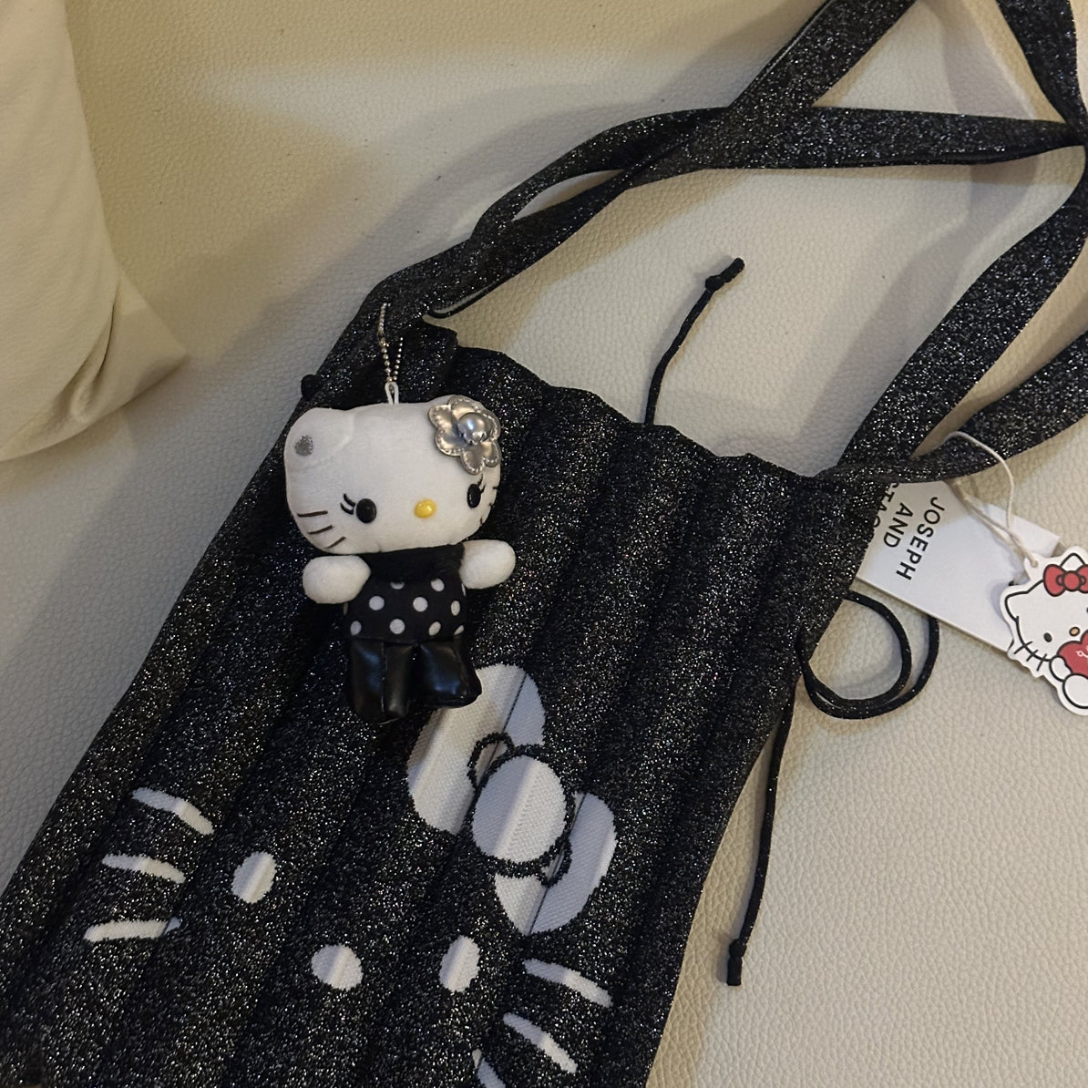 25新款韩国小众褶皱中号风琴包hellokitty