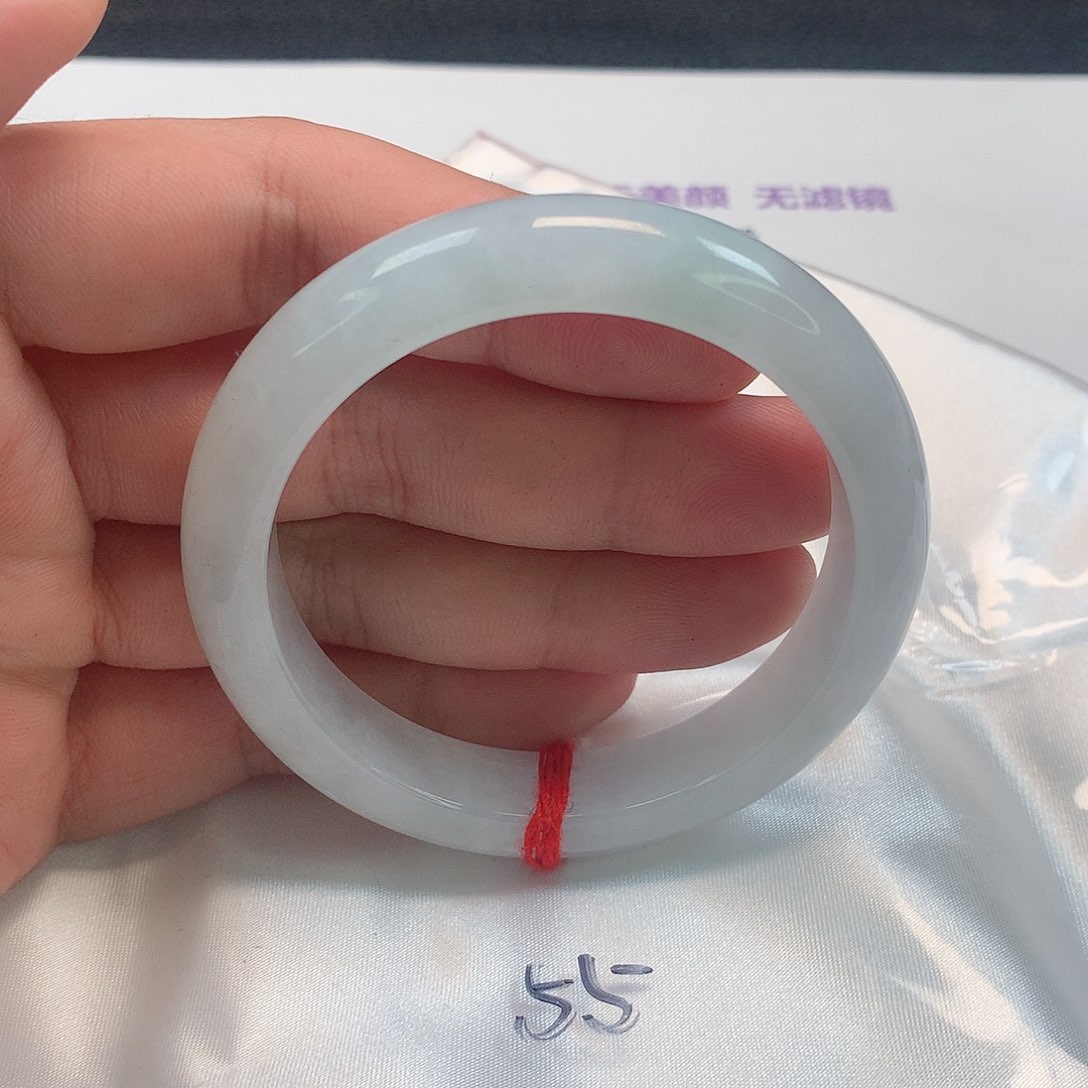 翡翠手镯未镶嵌299号