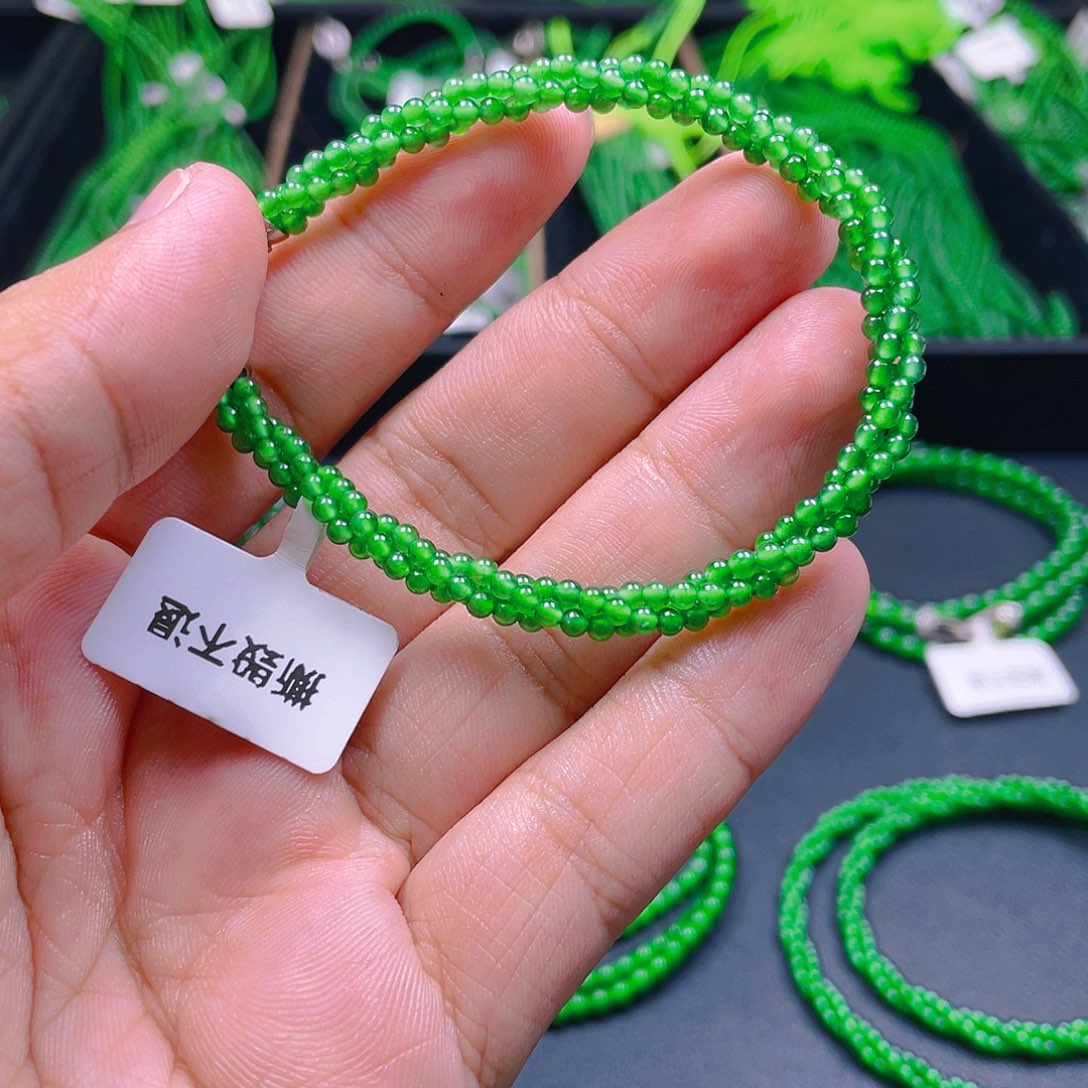 翡翠未镶嵌颈饰鹊****悦888888888888