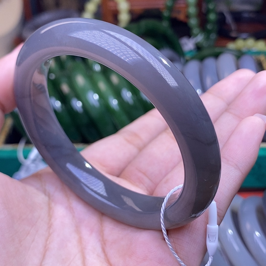 和田玉清货价59烟紫冰底特细料手镯未镶嵌