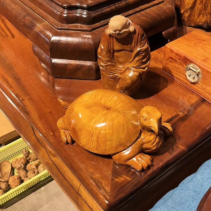 【闪购商品】深**鱼金丝楠木，。，，，