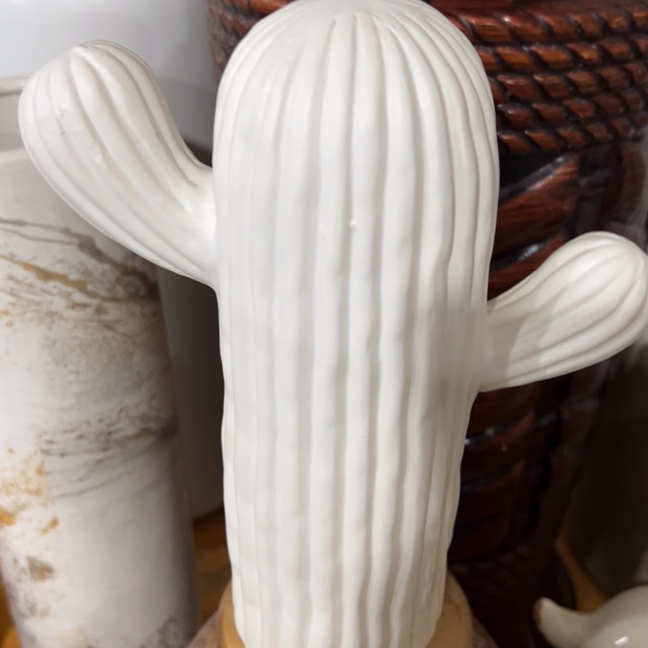 陶瓷花瓶摆件微瑕捡漏出