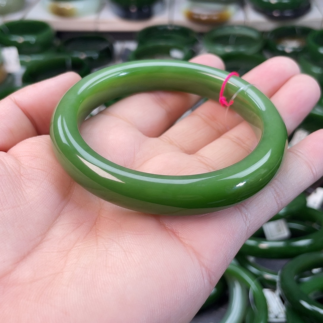 和田玉（碧玉）手镯未镶嵌