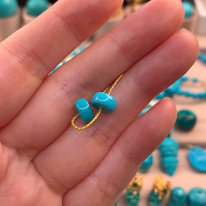 绿松石配饰未镶嵌