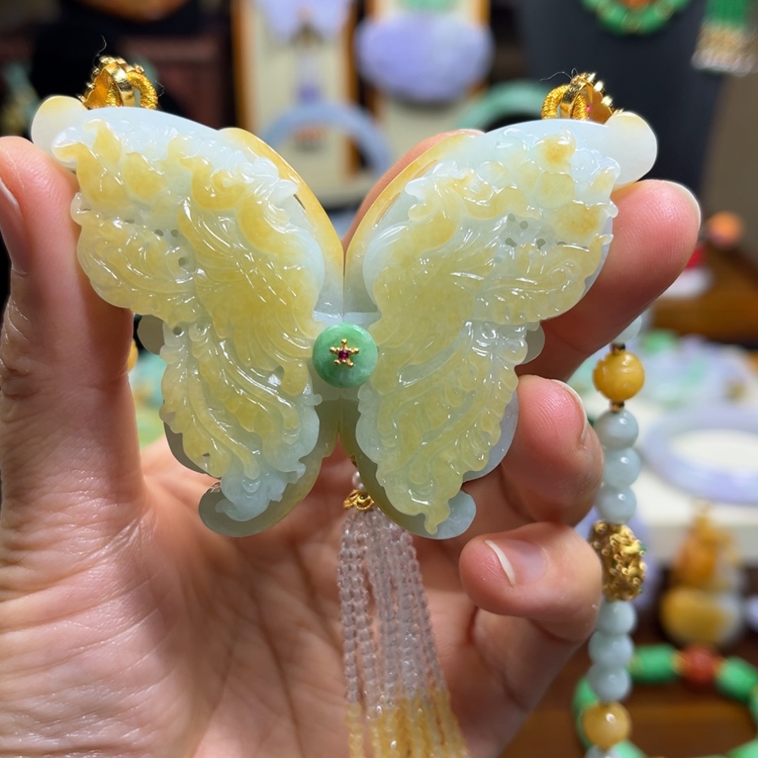 翡翠未镶嵌颈饰天然翡翠