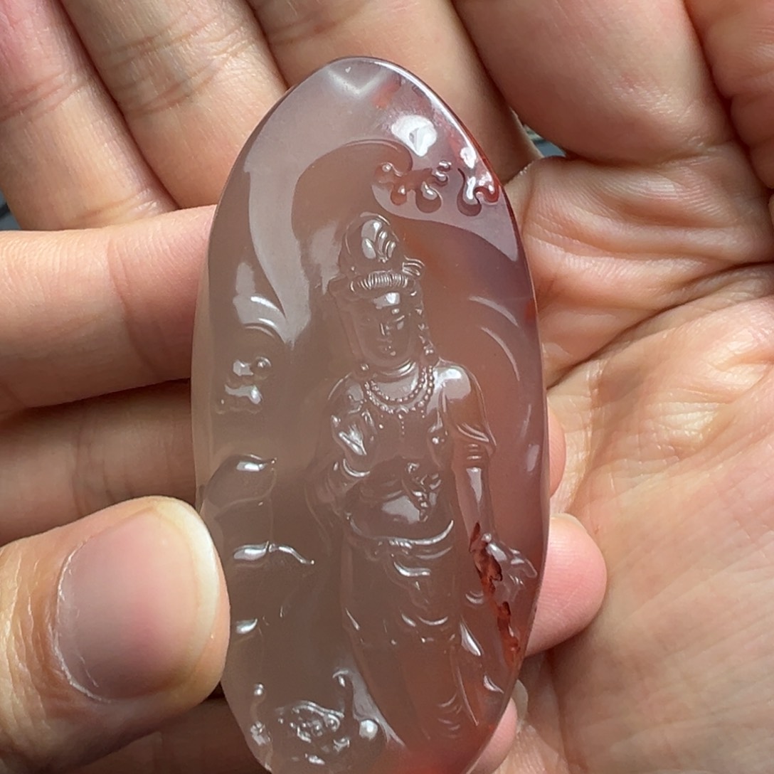 南红玛瑙颈饰未镶嵌龙*