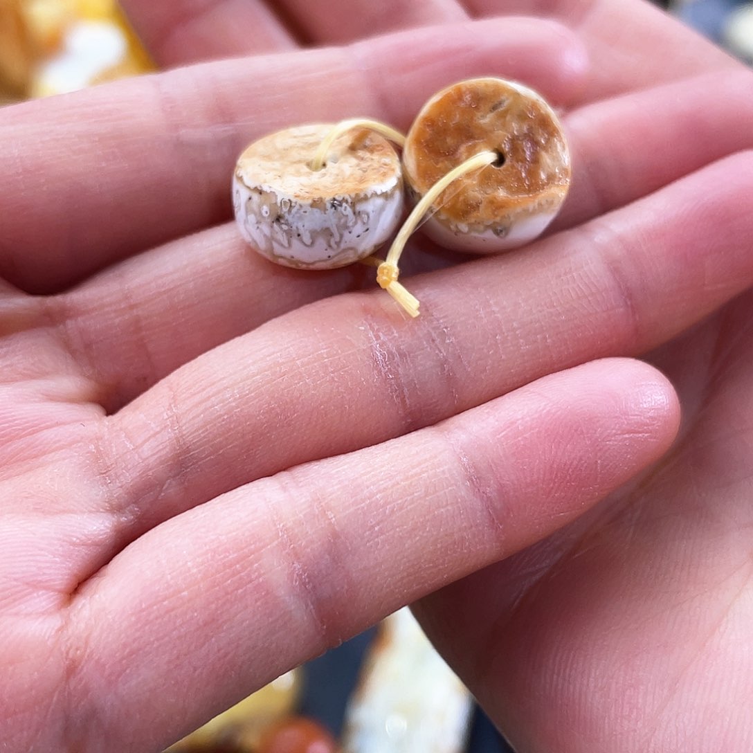 琥珀吊坠(赠链)未镶嵌蜜蜡扣