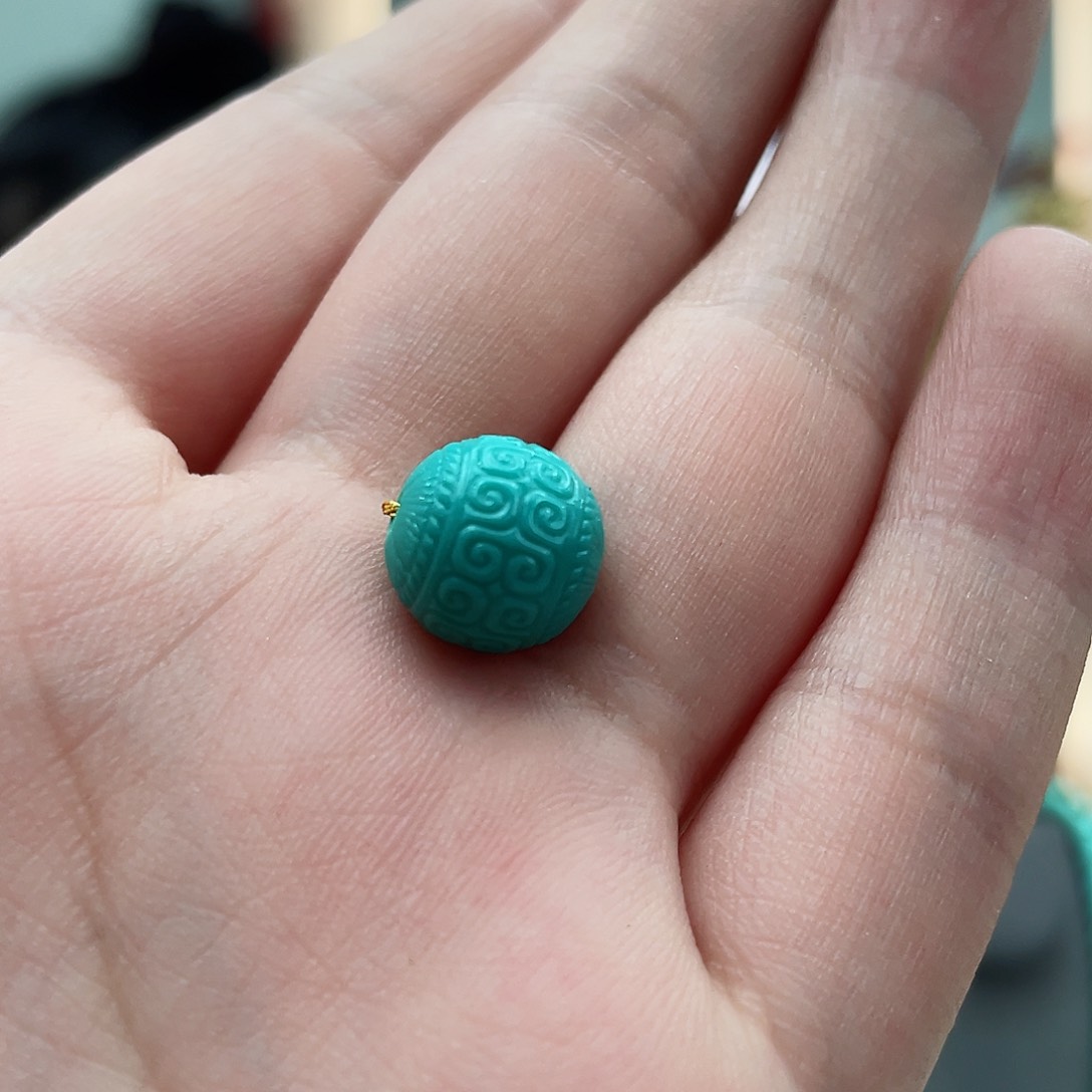 绿松石颈饰未镶嵌