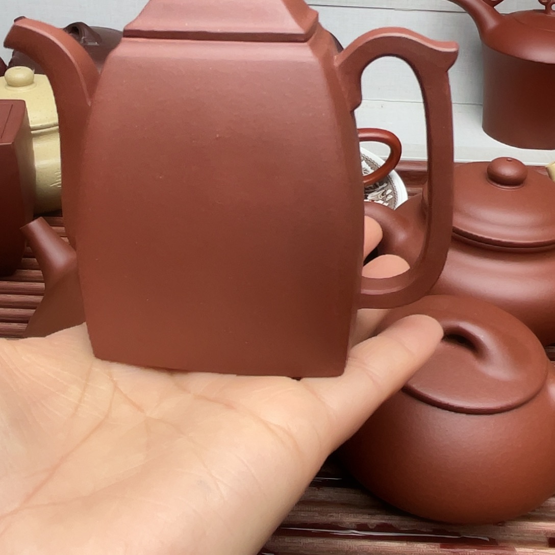 紫砂茶壶格**龙紫砂壶等文物