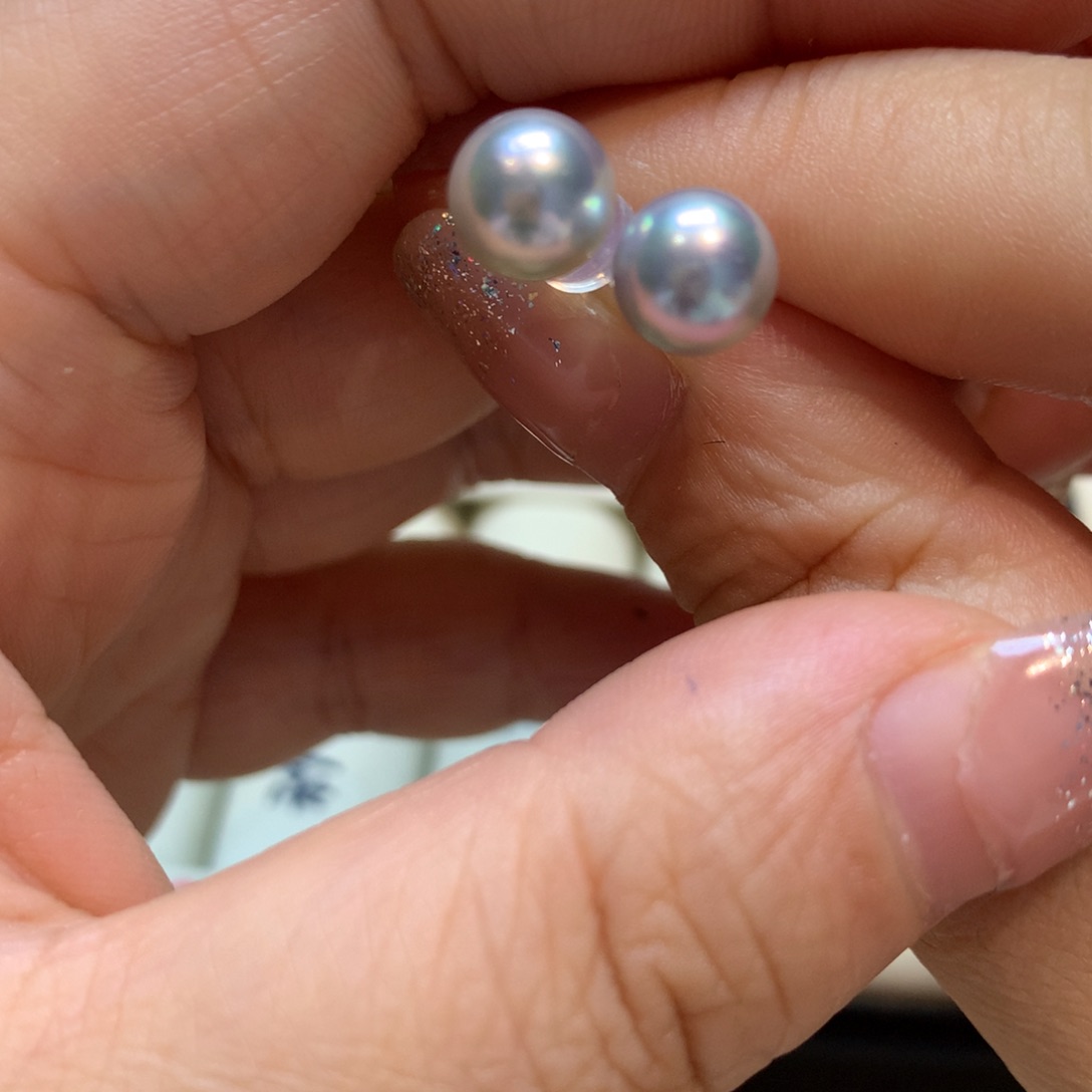 未镶嵌海水珍珠耳饰