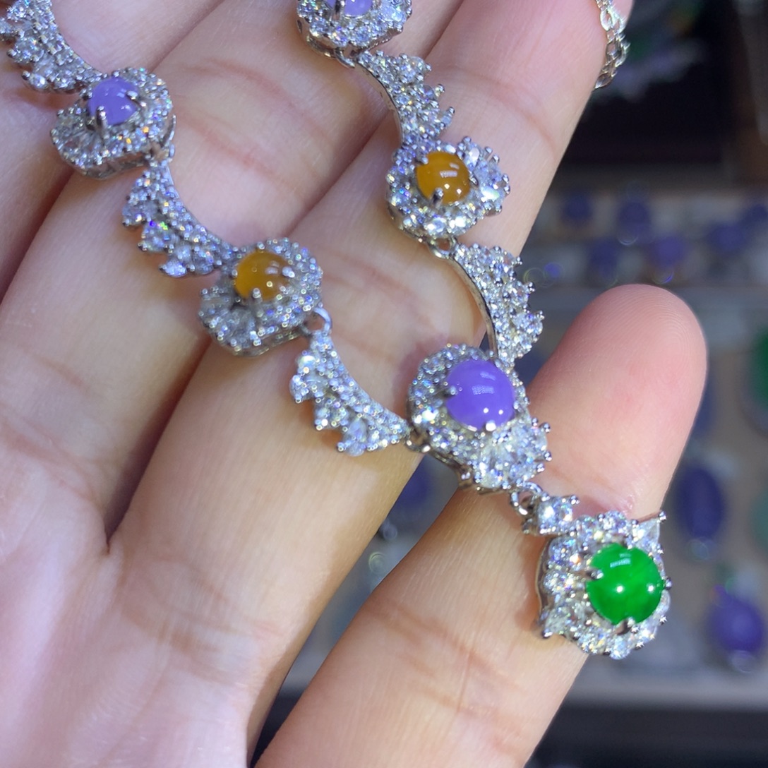 翡翠银S925镶嵌颈饰翡翠