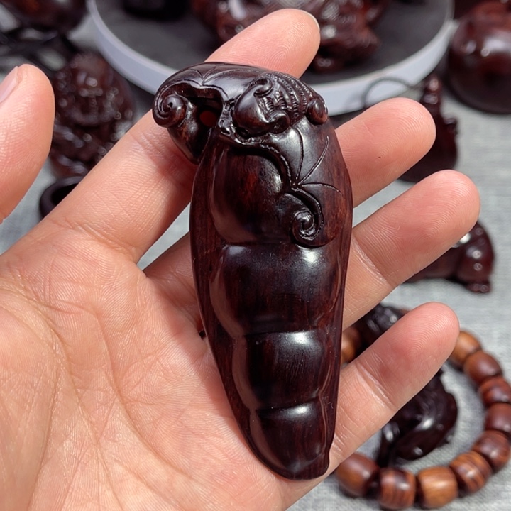 把件黄花梨/降香黄檀福豆