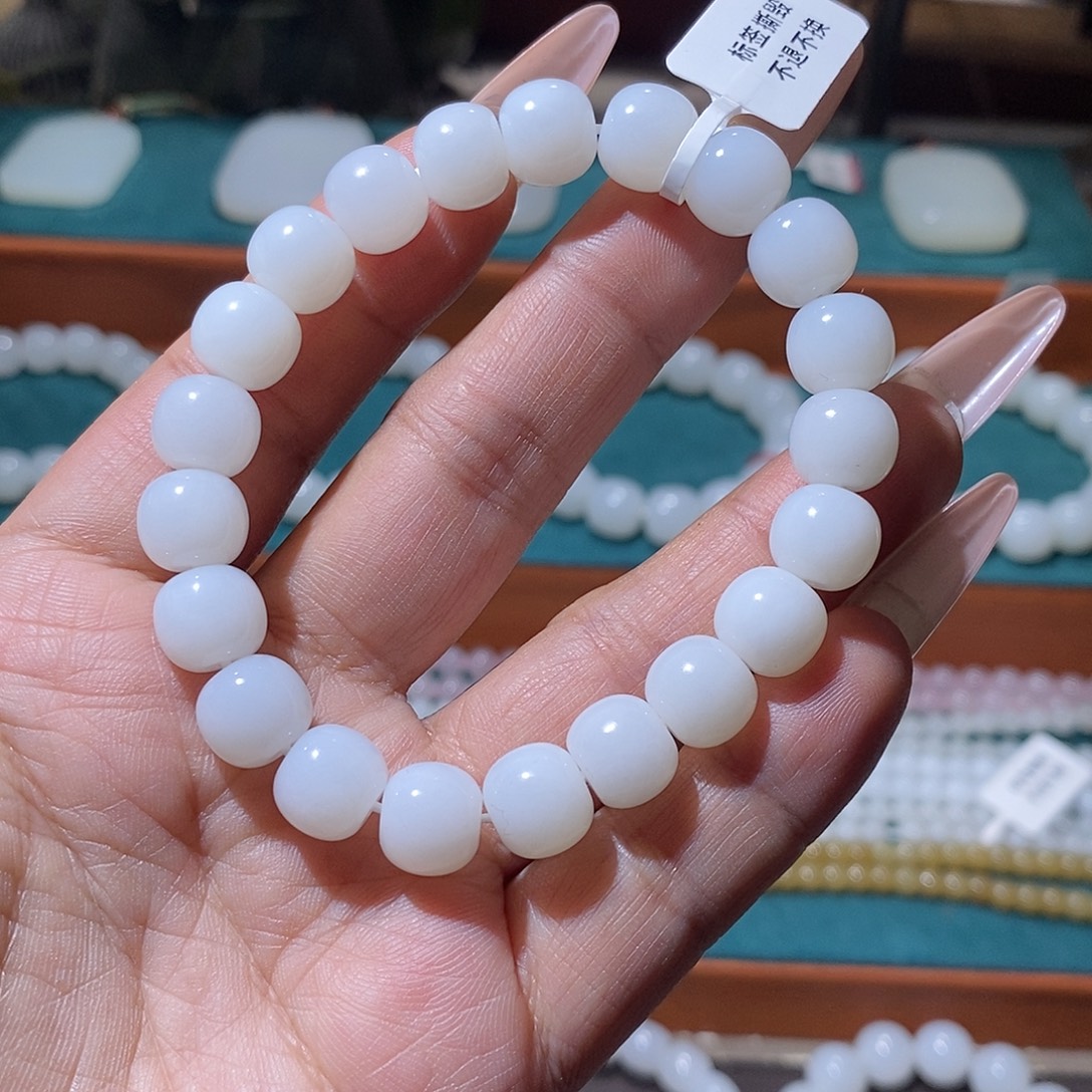 和田玉未镶嵌手串卡10/9