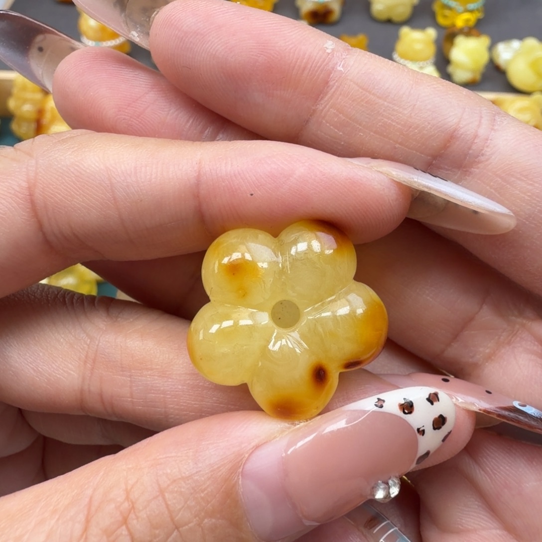 琥珀未镶嵌裸石蜜蜡