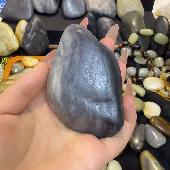 似***华和田玉未镶嵌挂件