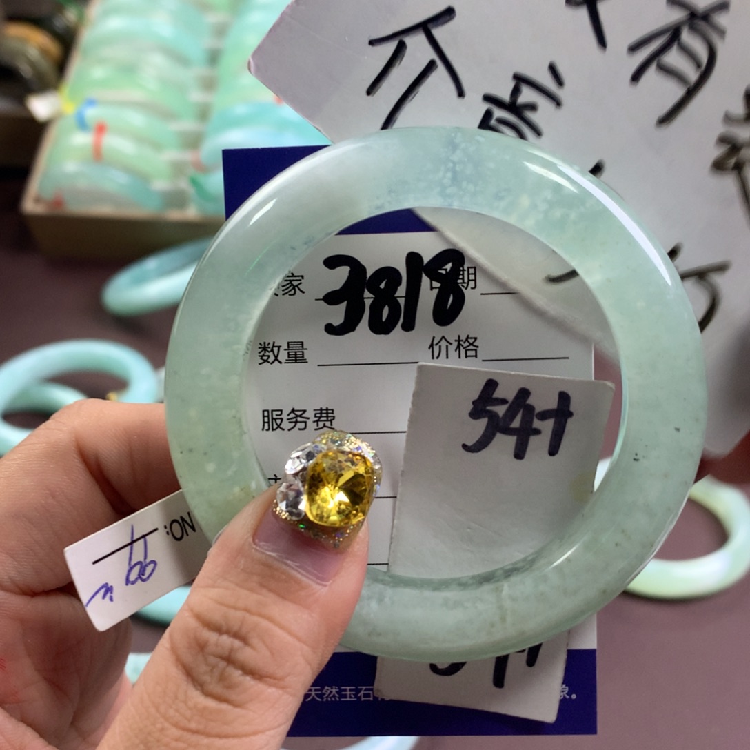 蛇纹石玉手镯未镶嵌3818