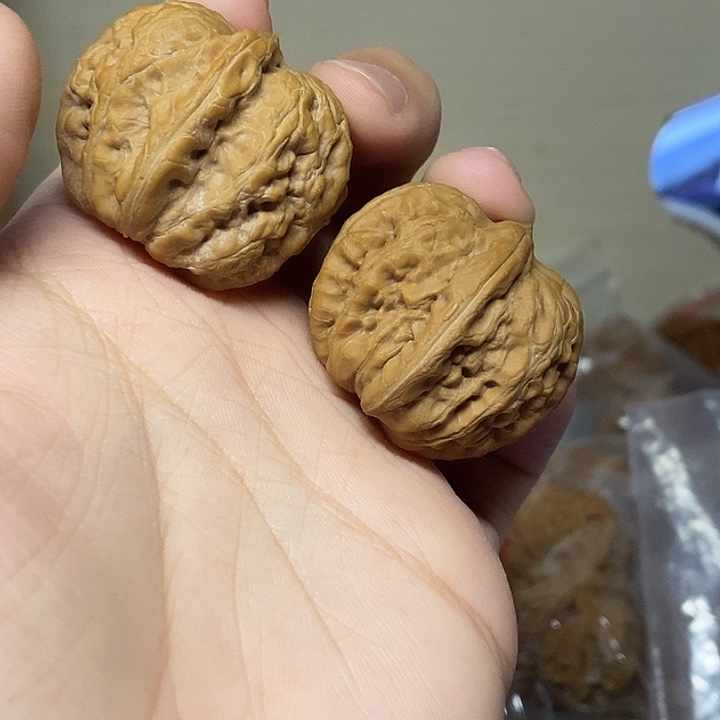 阿***旭文玩核桃吊坠35元宝文玩核桃