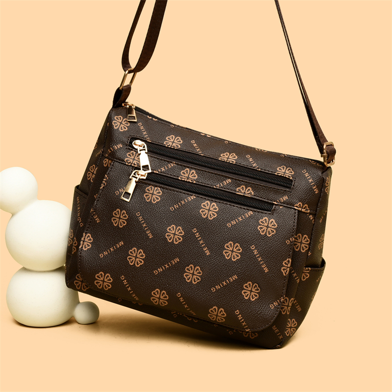 特 妈妈包 四叶草棕色【长25高21厚12cm】