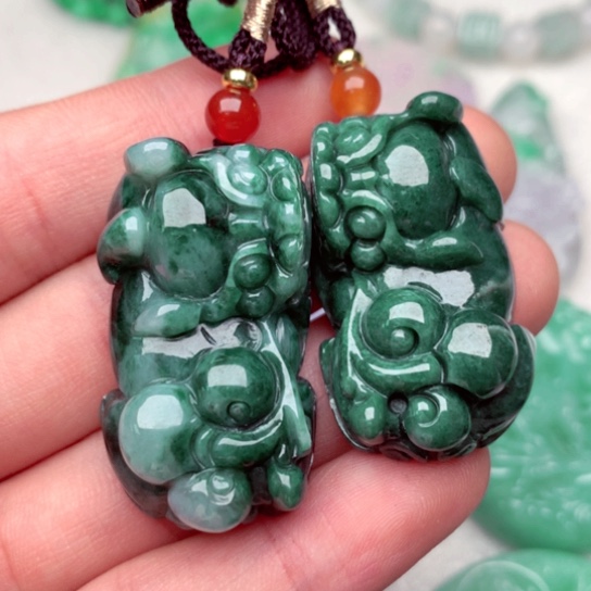 翡翠吊坠(不含链)未镶嵌