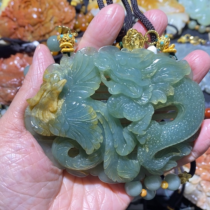 岫玉岫玉吊坠未镶嵌顺****卖