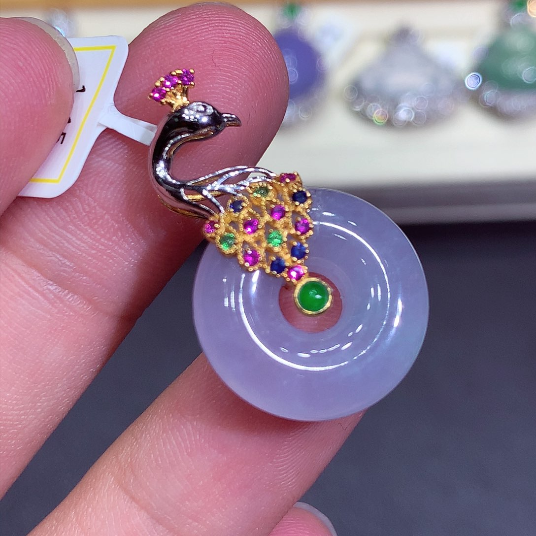 翡翠吊坠(不含链)18K金镶嵌