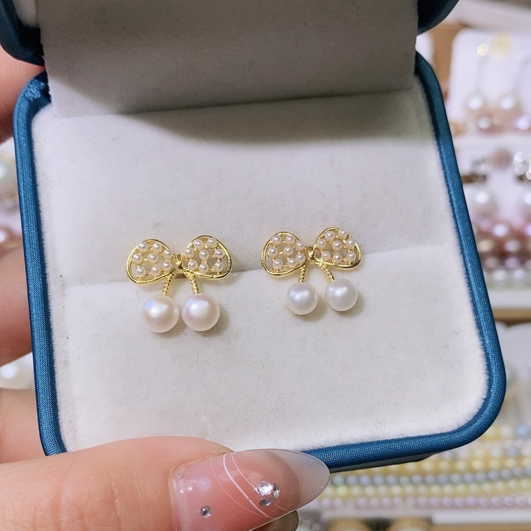 淡水珍珠耳饰未镶嵌