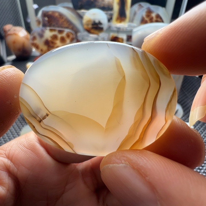 未镶嵌玛瑙/玉髓珠宝奇石