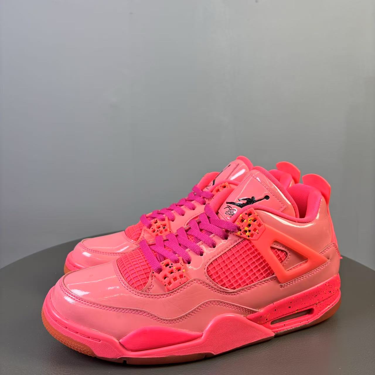 95新 maje 43码 AJ4漆皮粉红色球鞋 非原盒