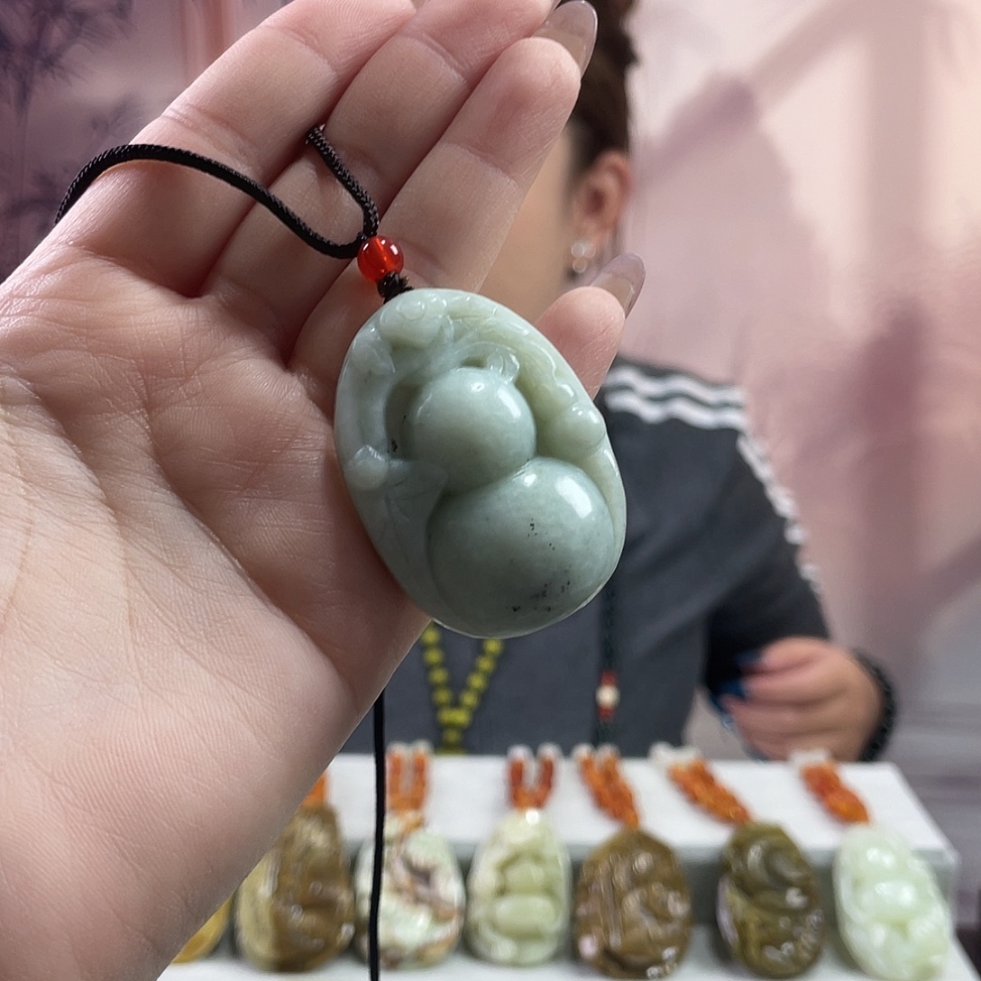 蛇纹石玉未镶嵌吊坠(赠链)