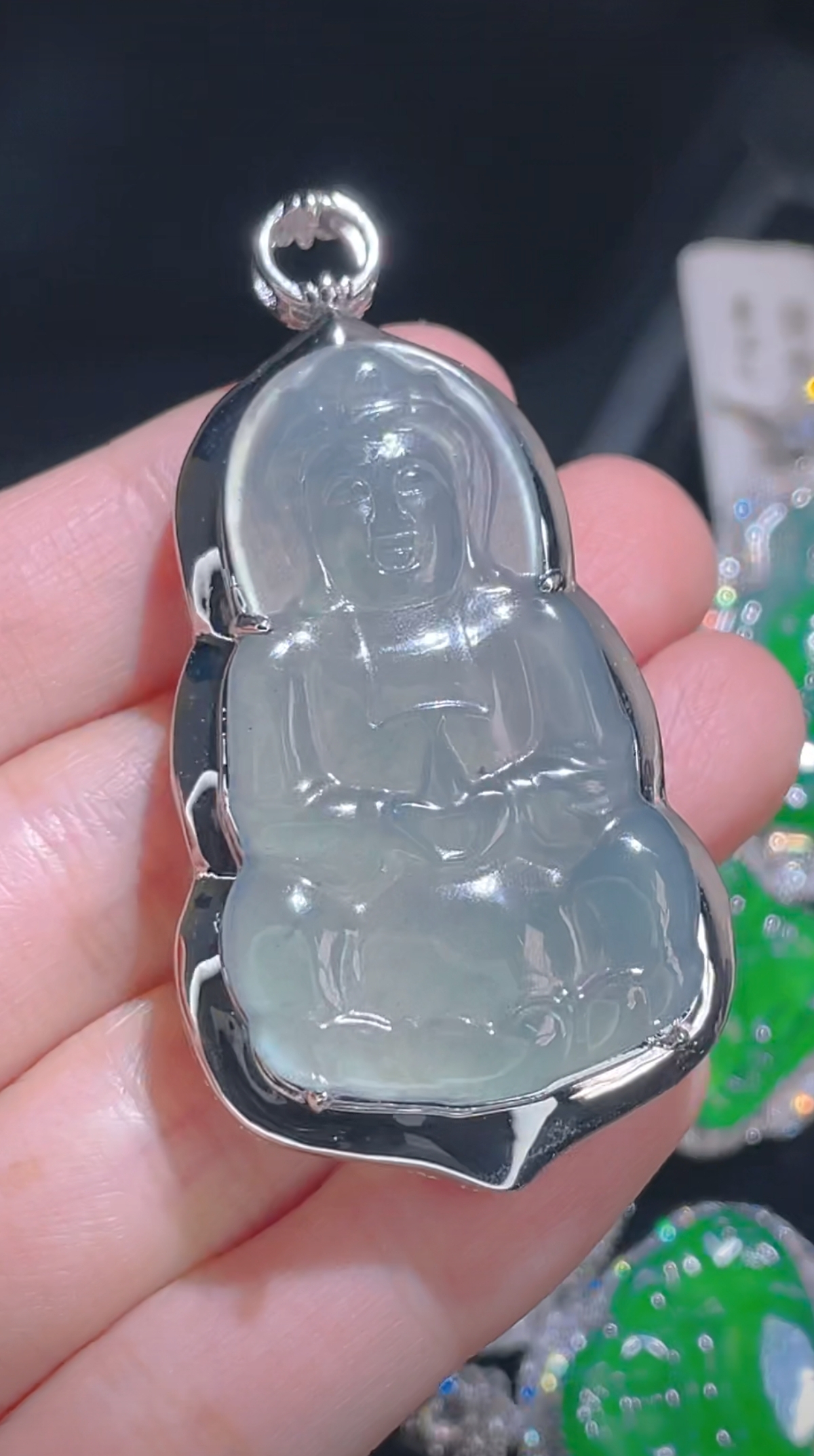 天然翡翠A货吊坠