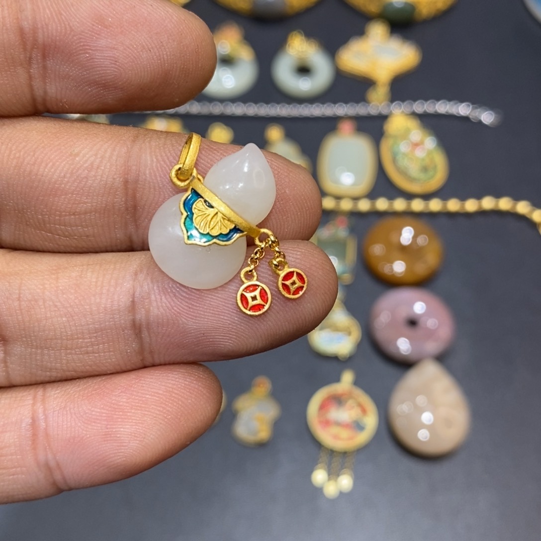 和田玉颈饰银S925镀金镶嵌